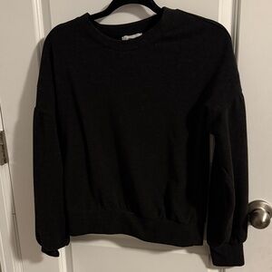 Evereve Black Crew Neck Sweater